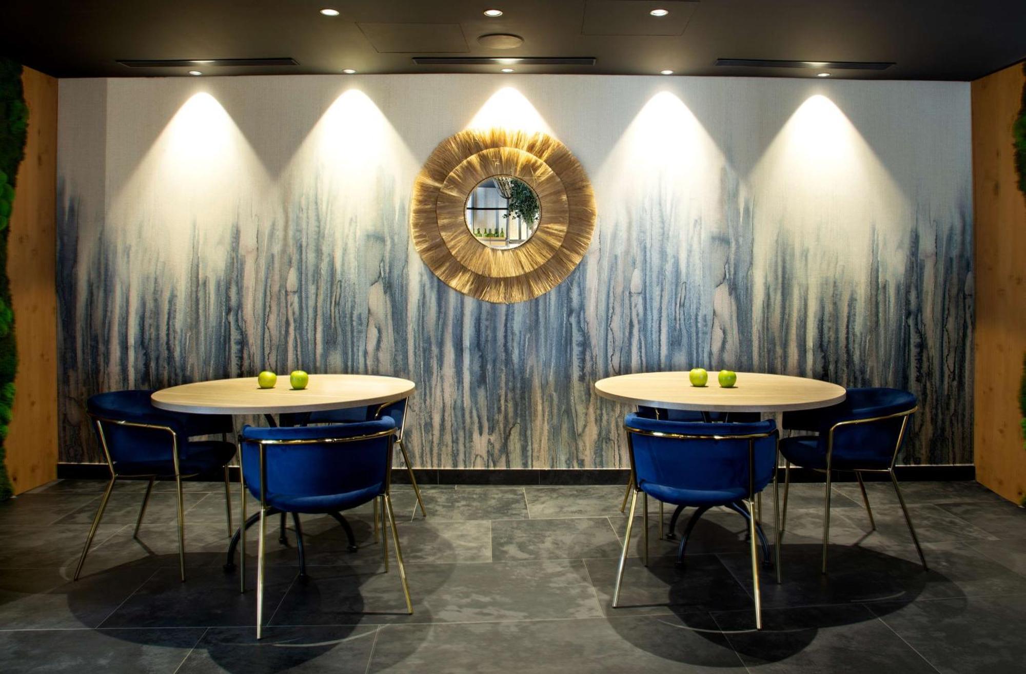 Atocha Hotel Madrid, Tapestry Collection By Hilton Экстерьер фото